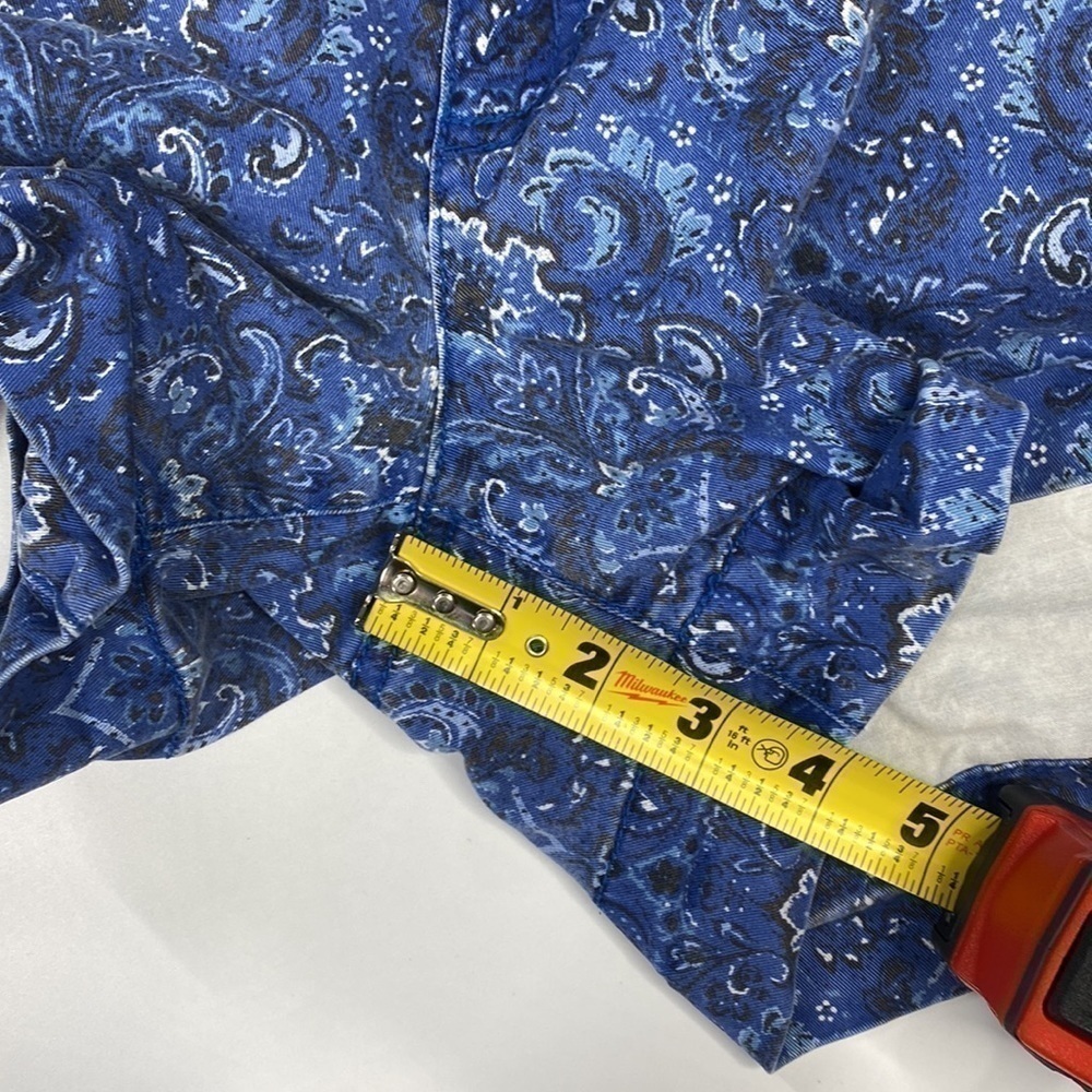 American Eagle Blue Paisley Stretch Shortie Shorts Size 14 - Picture 7 of 7